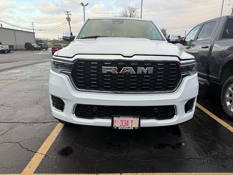 2025 Ram 1500 photo 2