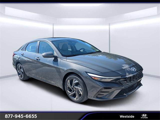 2025 Hyundai Elantra Limited's photo