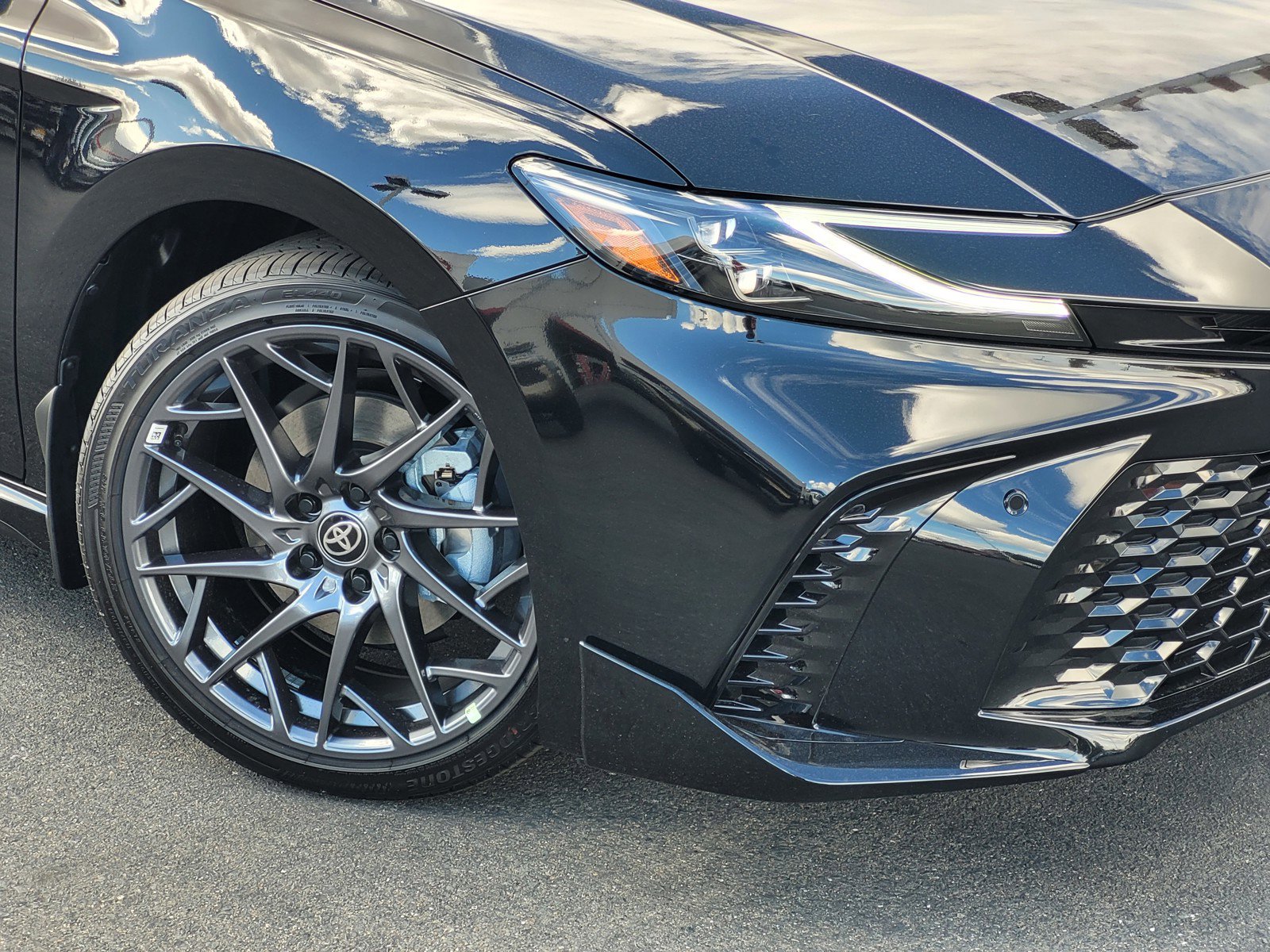 2026 Toyota Camry XSE photo 4