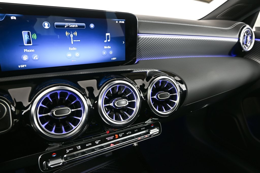 2026 Mercedes Benz CLA 250 photo 11
