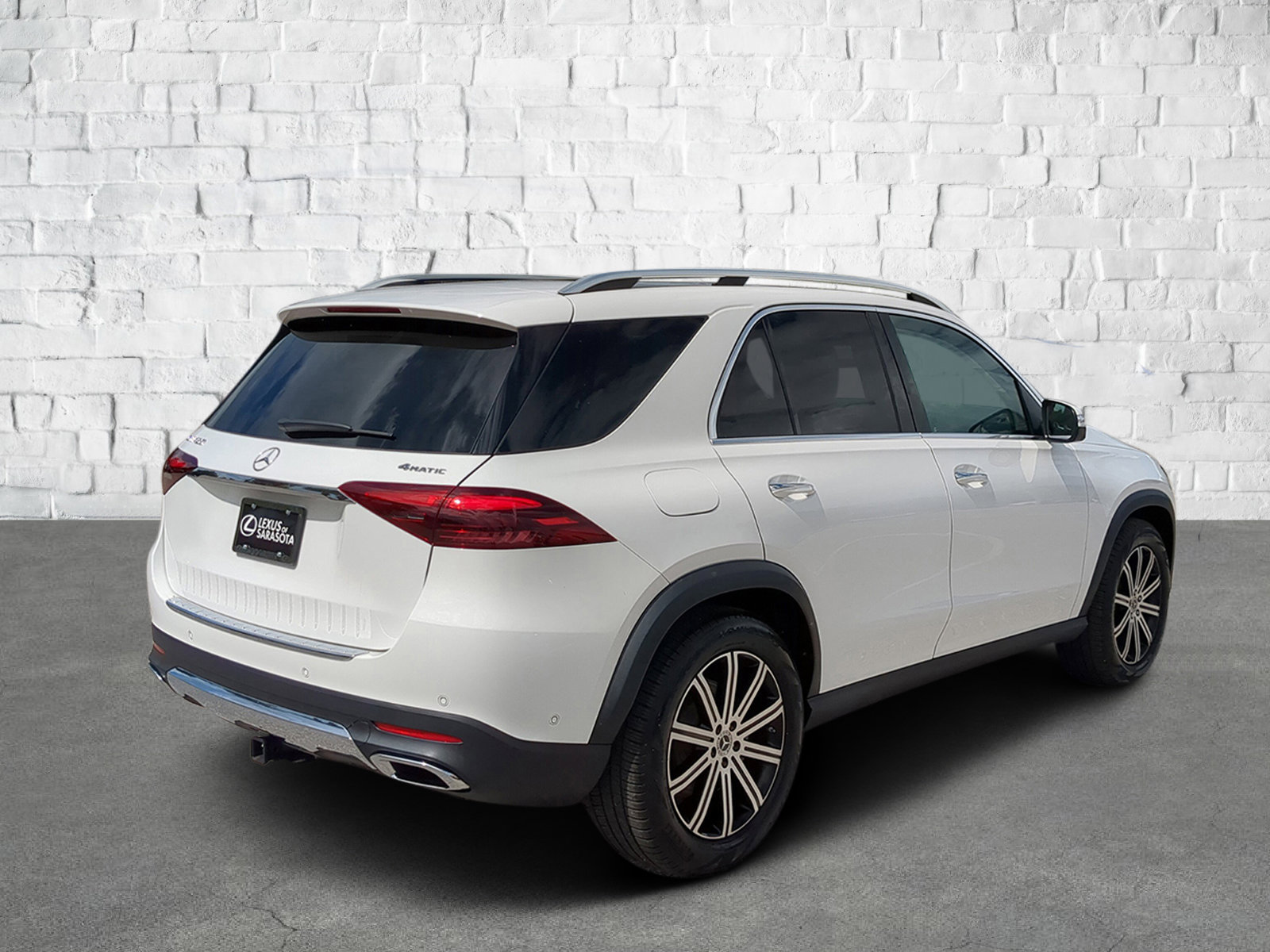 2024 Mercedes Benz GLE 450 4MATIC photo 3