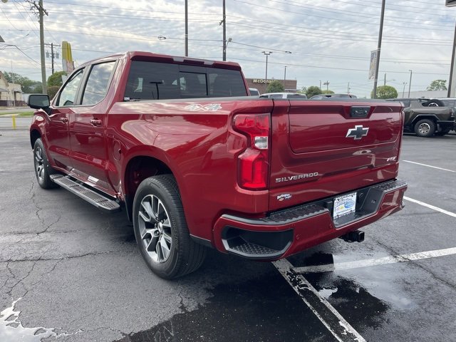 2023 Chevrolet Silverado 1500 RST photo 5