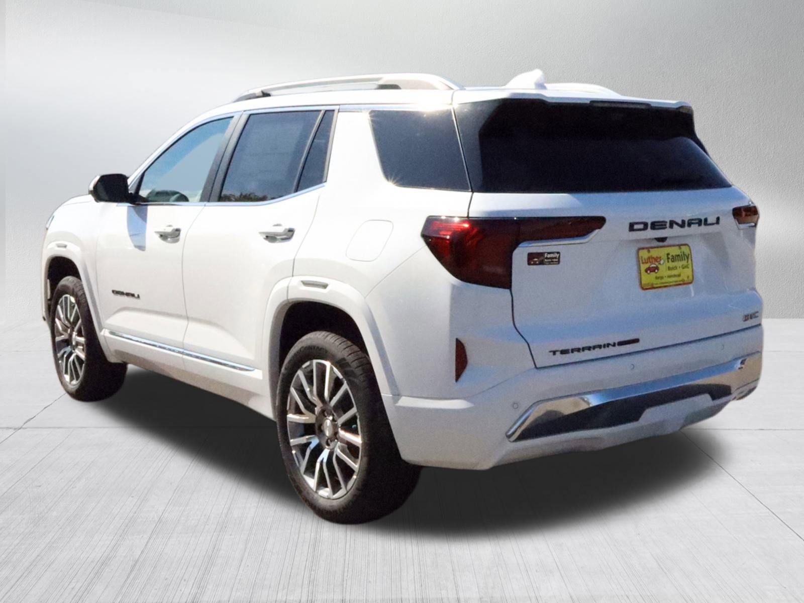 2026 Gmc Terrain Denali photo 3