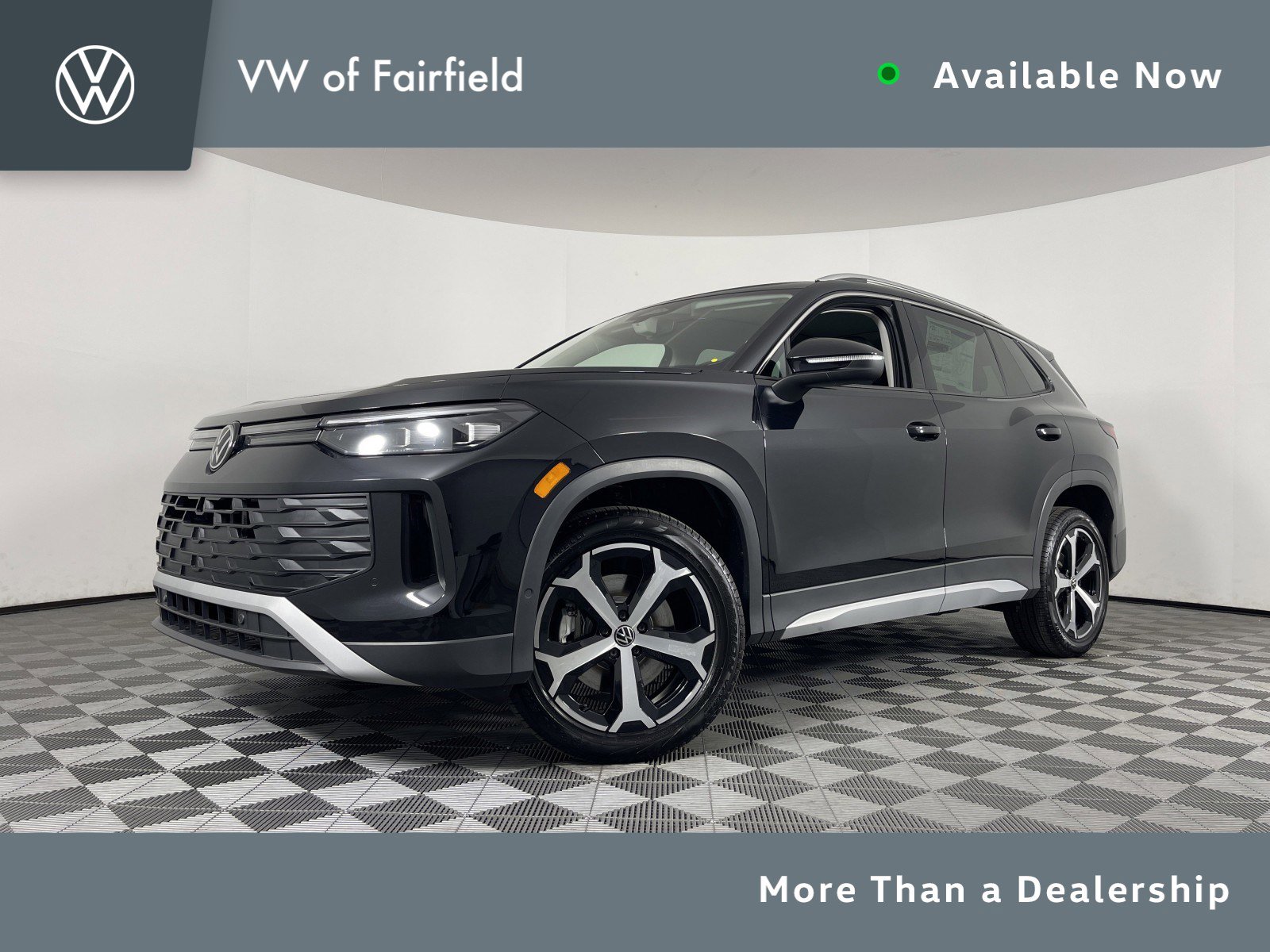 2025 Volkswagen Tiguan SE's photo