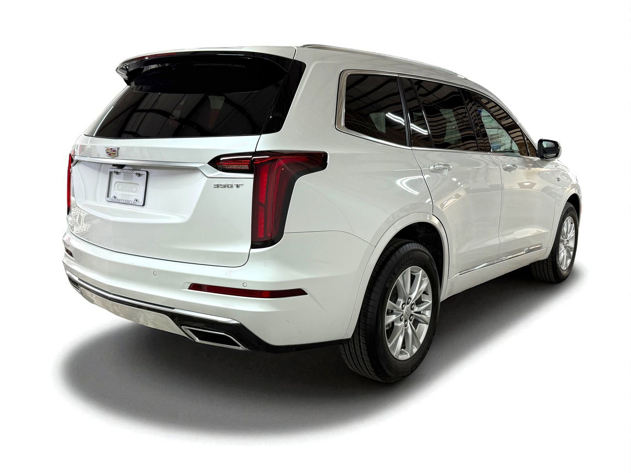 2025 Cadillac XT6 Luxury photo 7