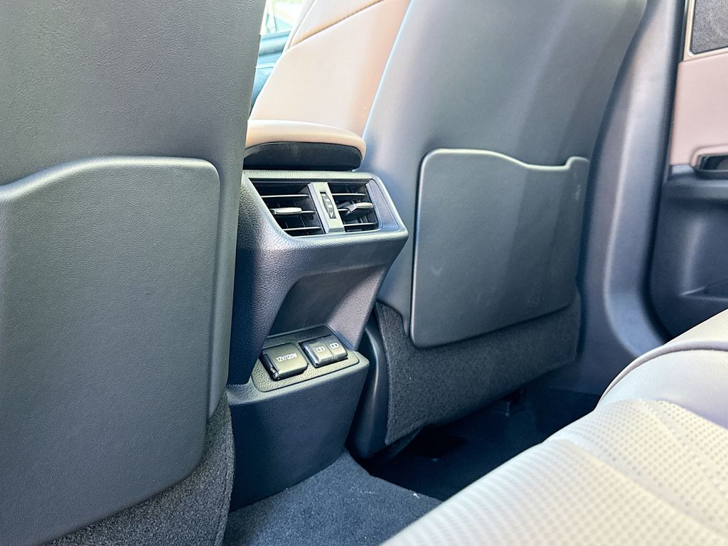 2025 Lexus ES 350 Ultra Luxury photo 38
