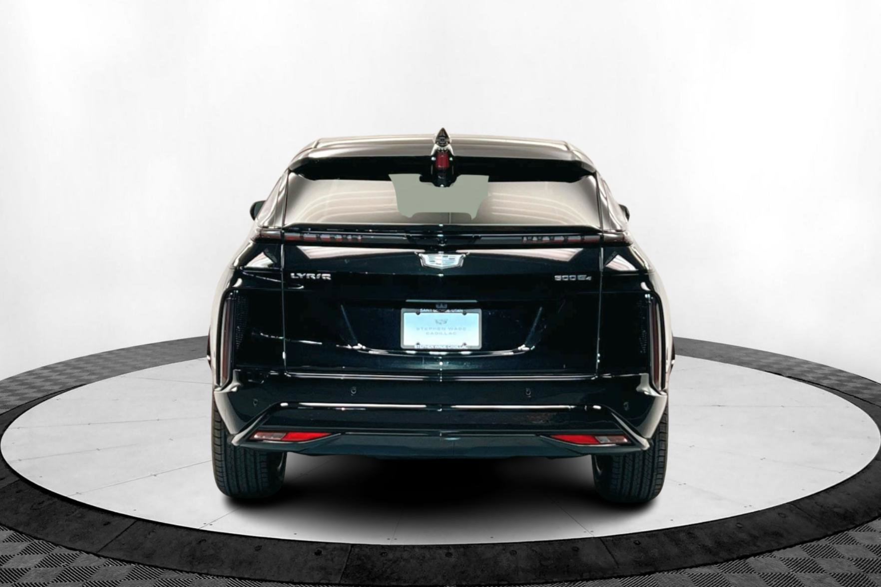 2025 Cadillac Lyriq Sport photo 2