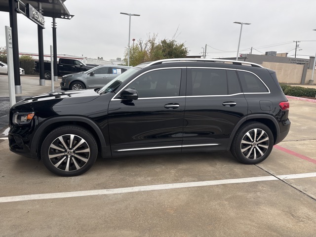 2021 Mercedes-Benz GLB Base's photo