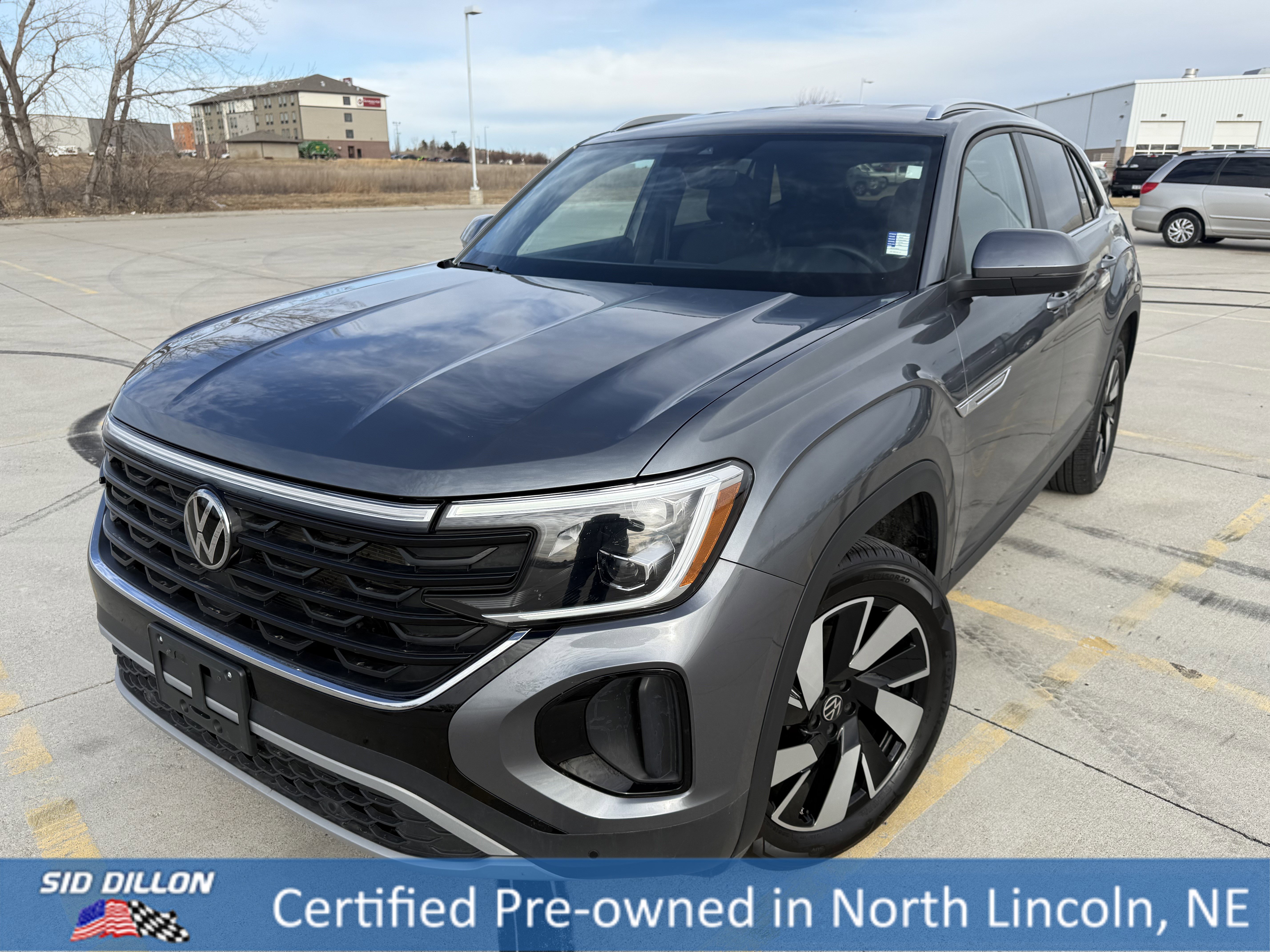2025 Volkswagen Atlas Cross Sport SE w/Tech