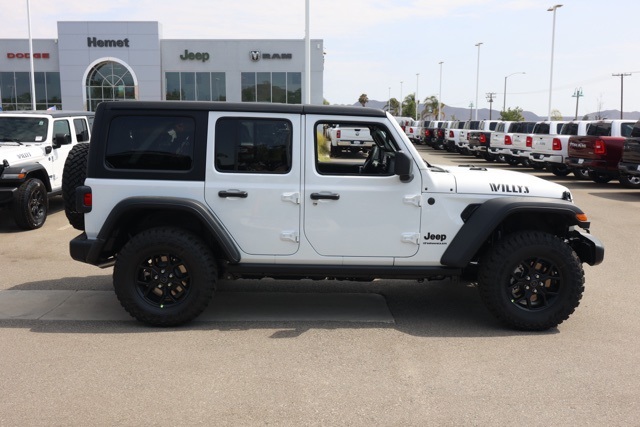 2025 Jeep Wrangler Willys photo 3