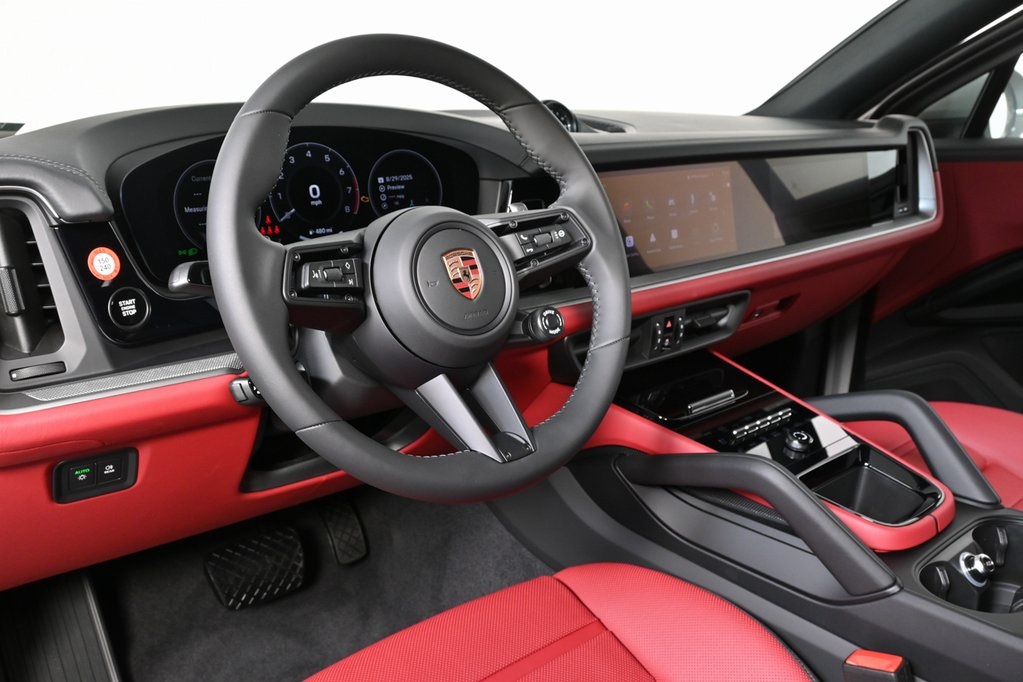 2026 Porsche Cayenne Coupe photo 4