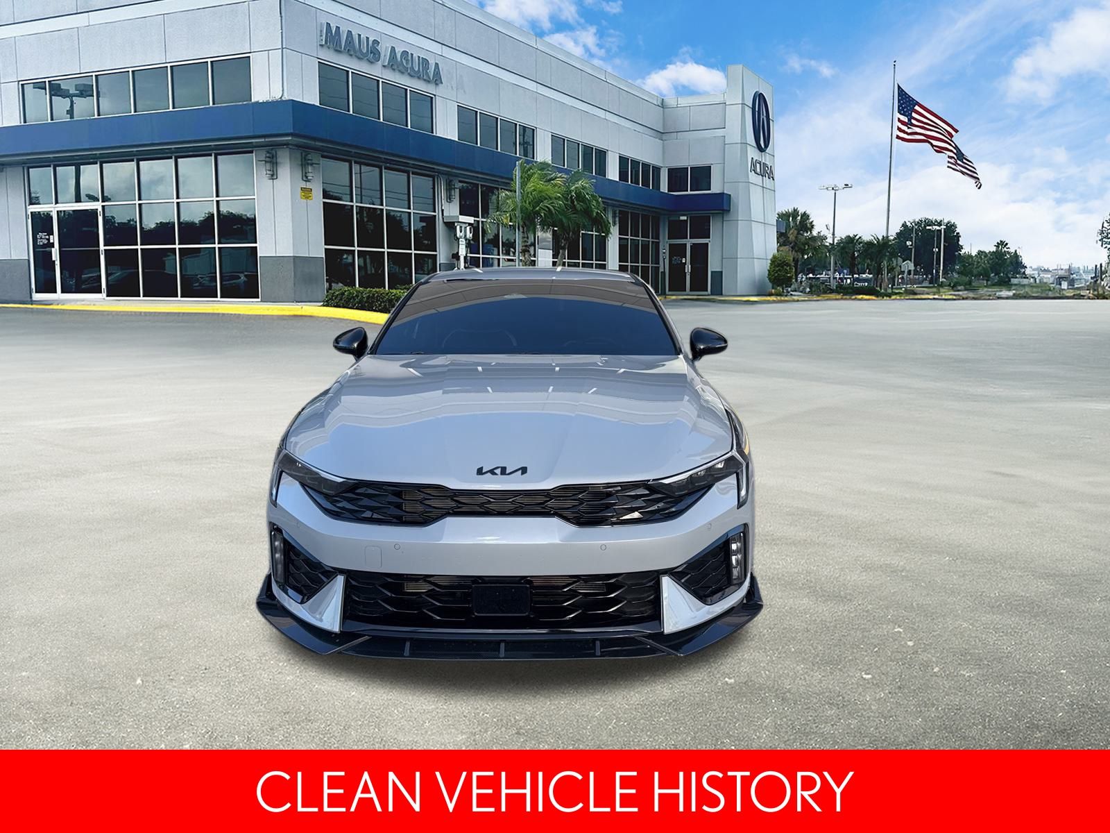 2025 Kia K5 GT-Line photo 3