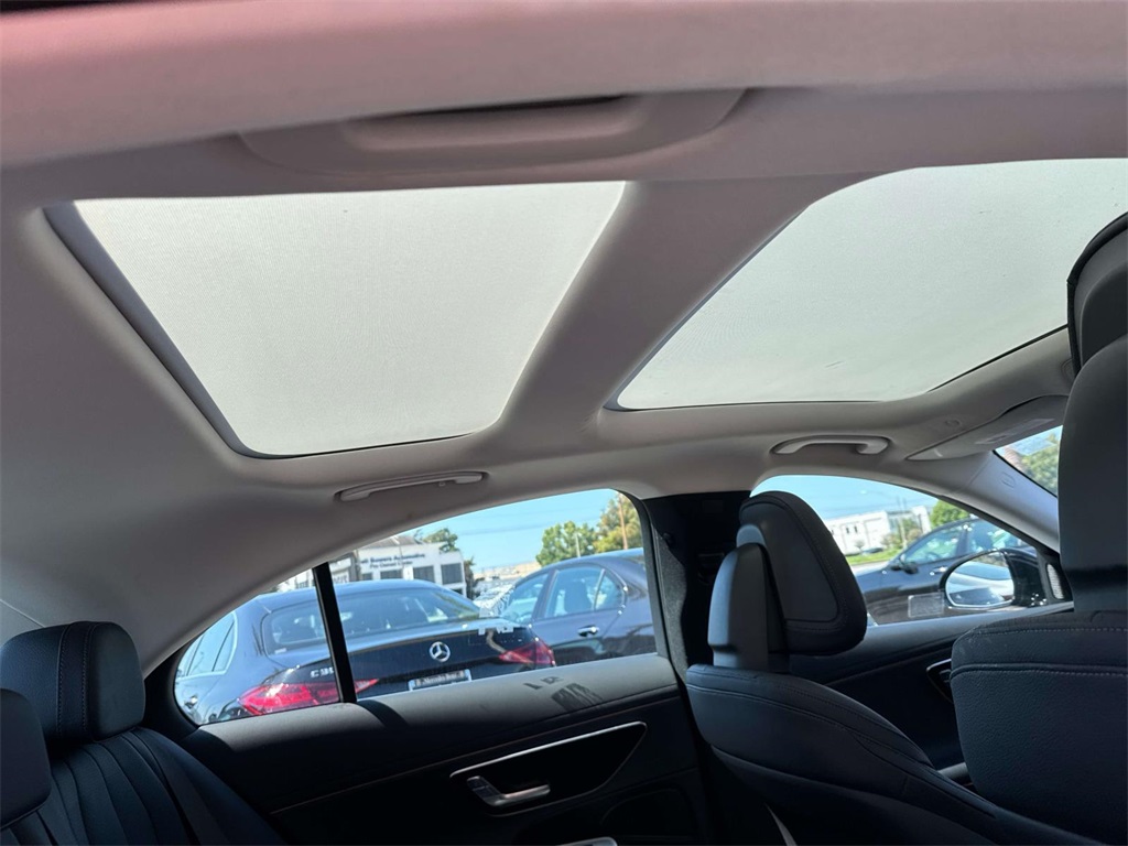 2025 Mercedes Benz E 350 photo 10
