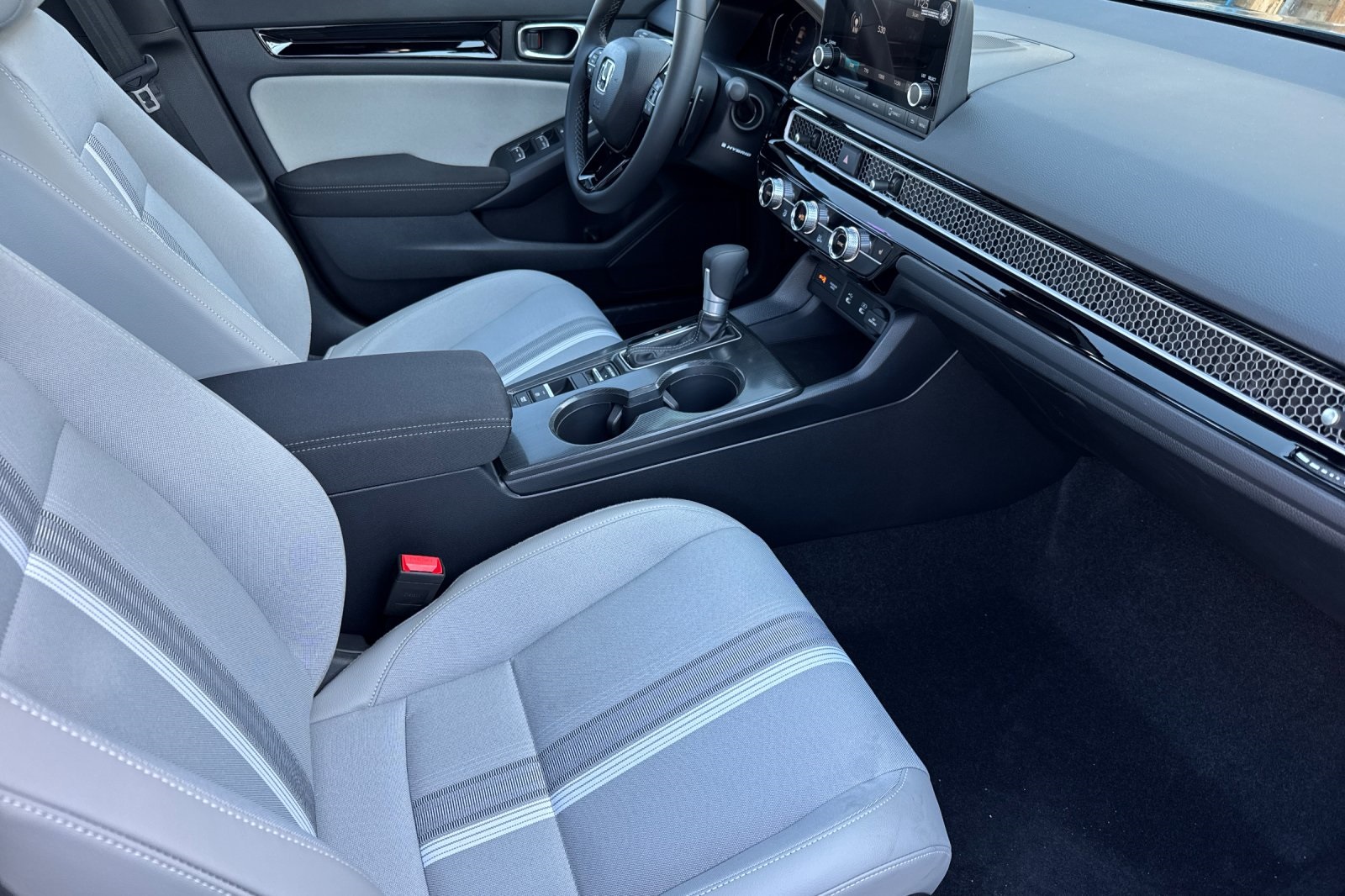 2026 Honda Civic Hybrid Sport photo 11