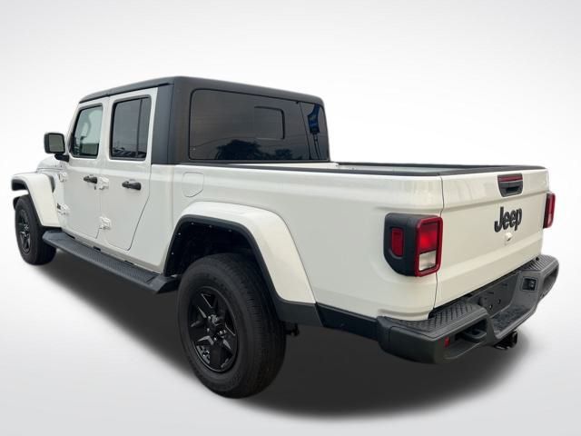 2022 Jeep Gladiator Sport photo 3