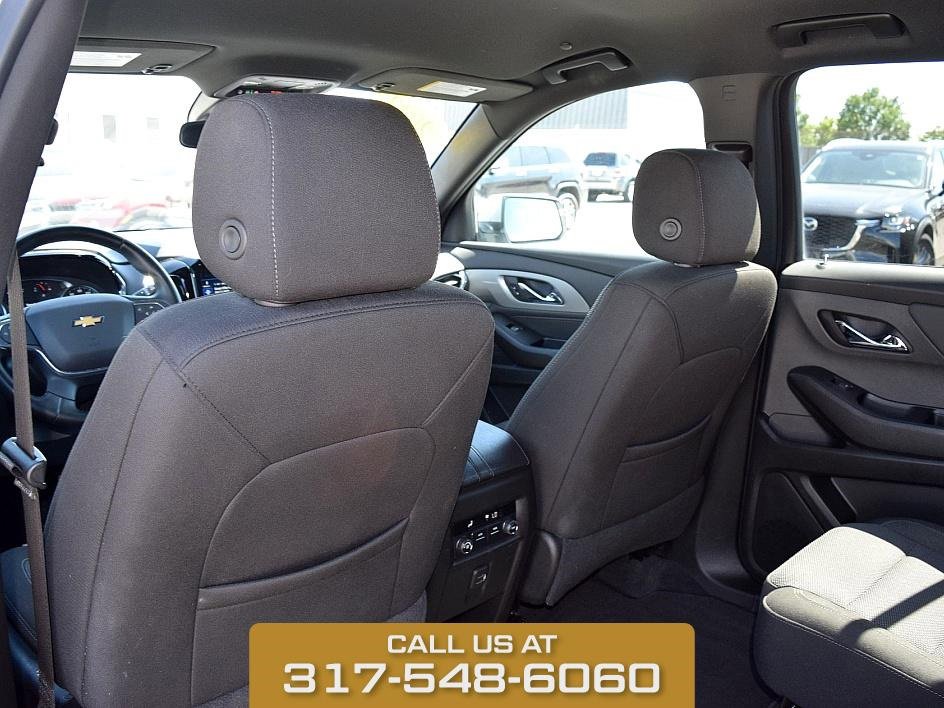 2023 Chevrolet Traverse Cloth photo 13