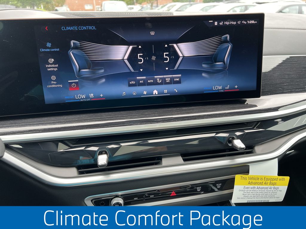 2025 Bmw X7 M60i photo 21