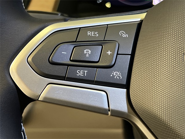 2026 Volkswagen Atlas SE Technology photo 14