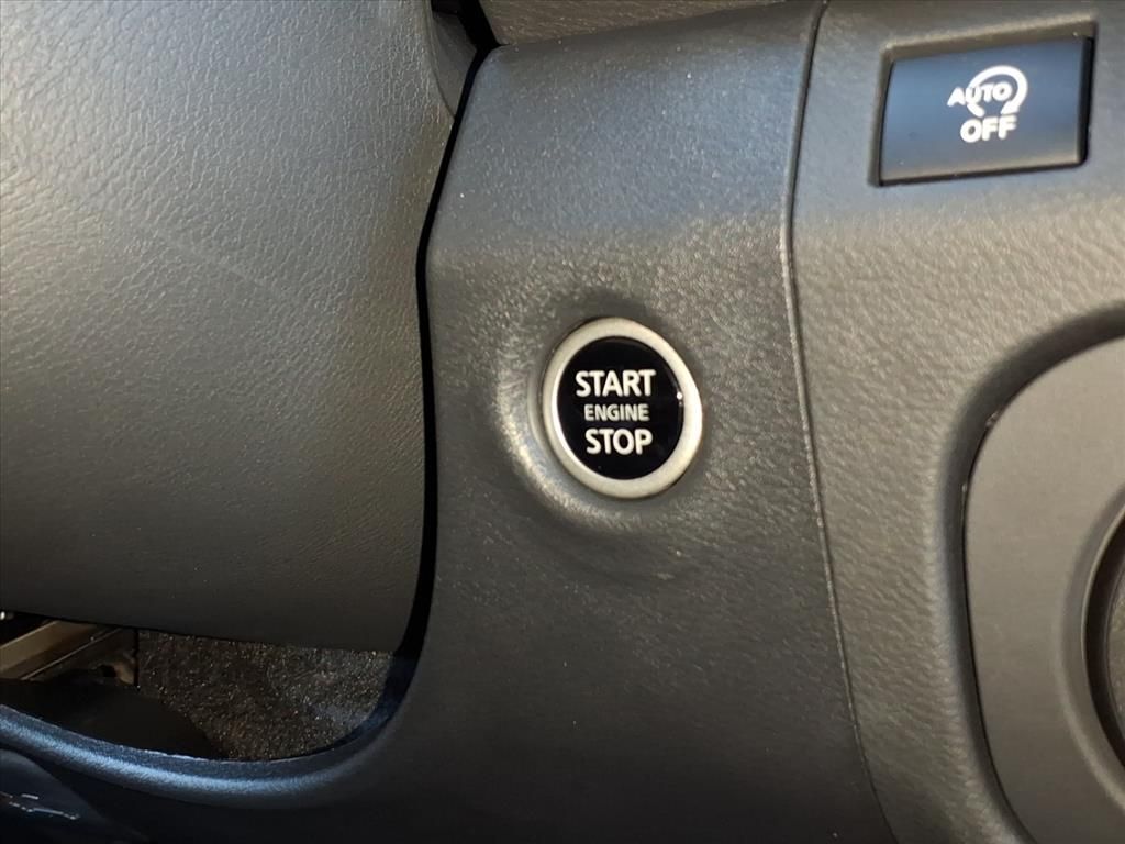 2025 Nissan Frontier SV photo 23