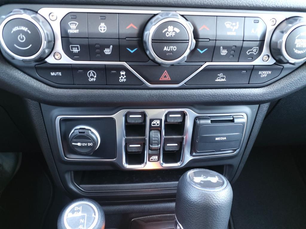 2025 Jeep Wrangler Sport S photo 10