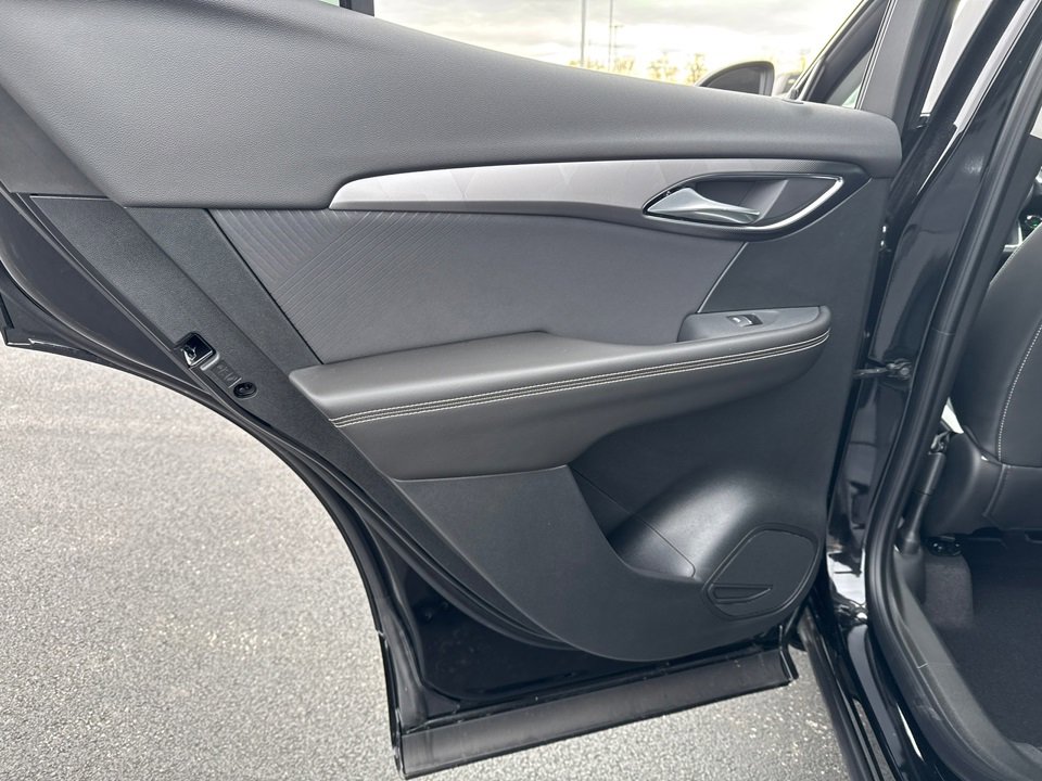 2025 BUICK ENVISION - Image 32
