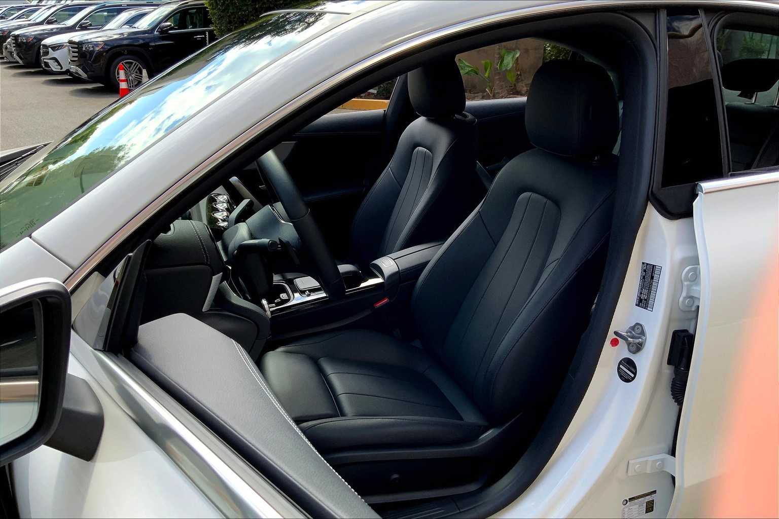 2023 Mercedes Benz CLA 250 photo 7