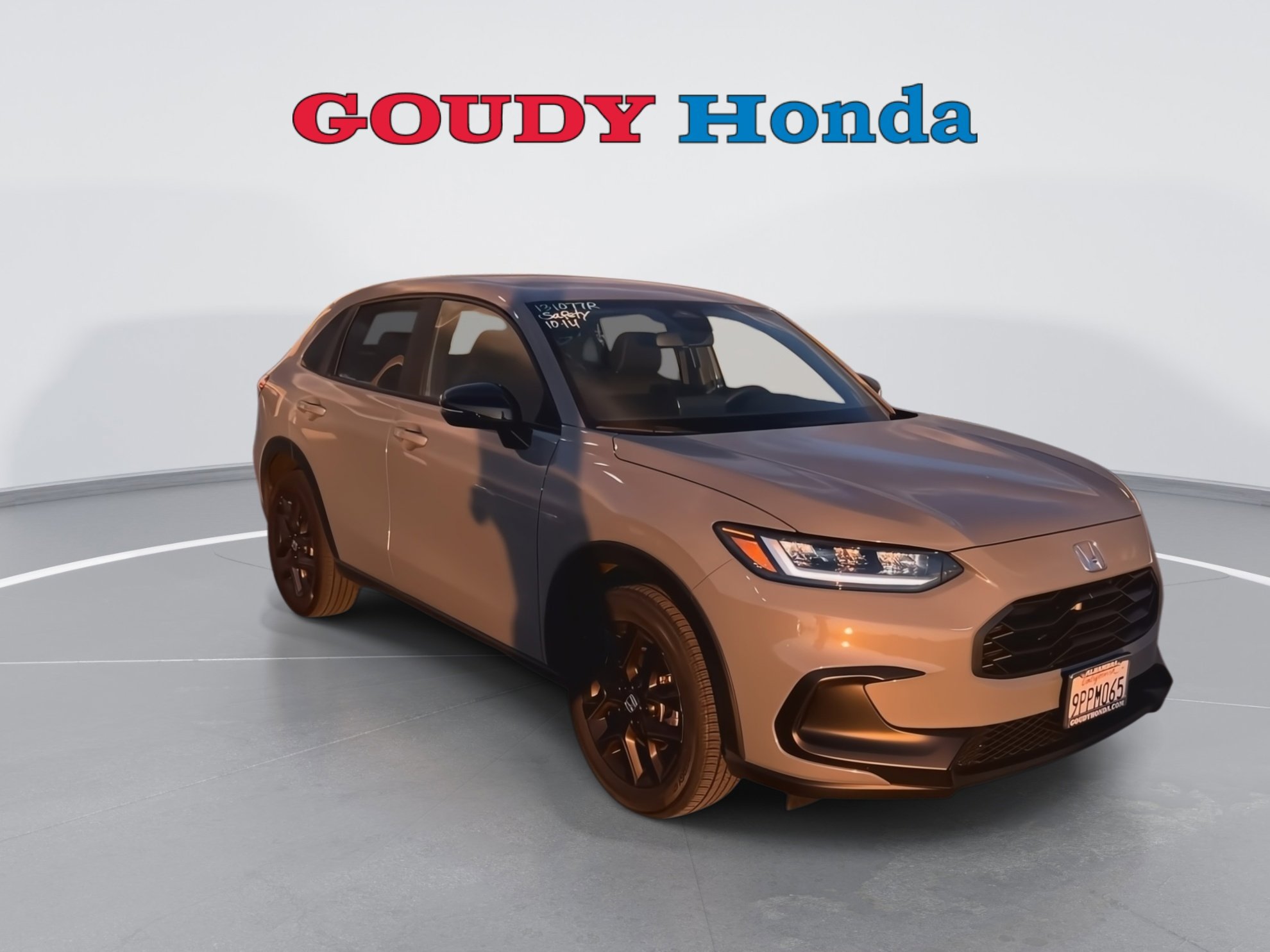 2025 Honda HR-V Sport photo 2