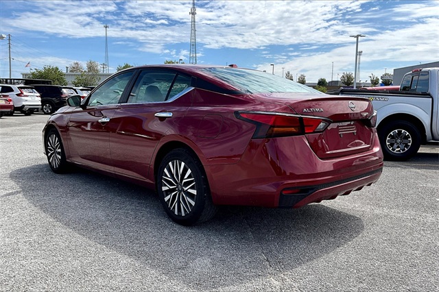 2025 Nissan Altima 2.5 SV photo 3