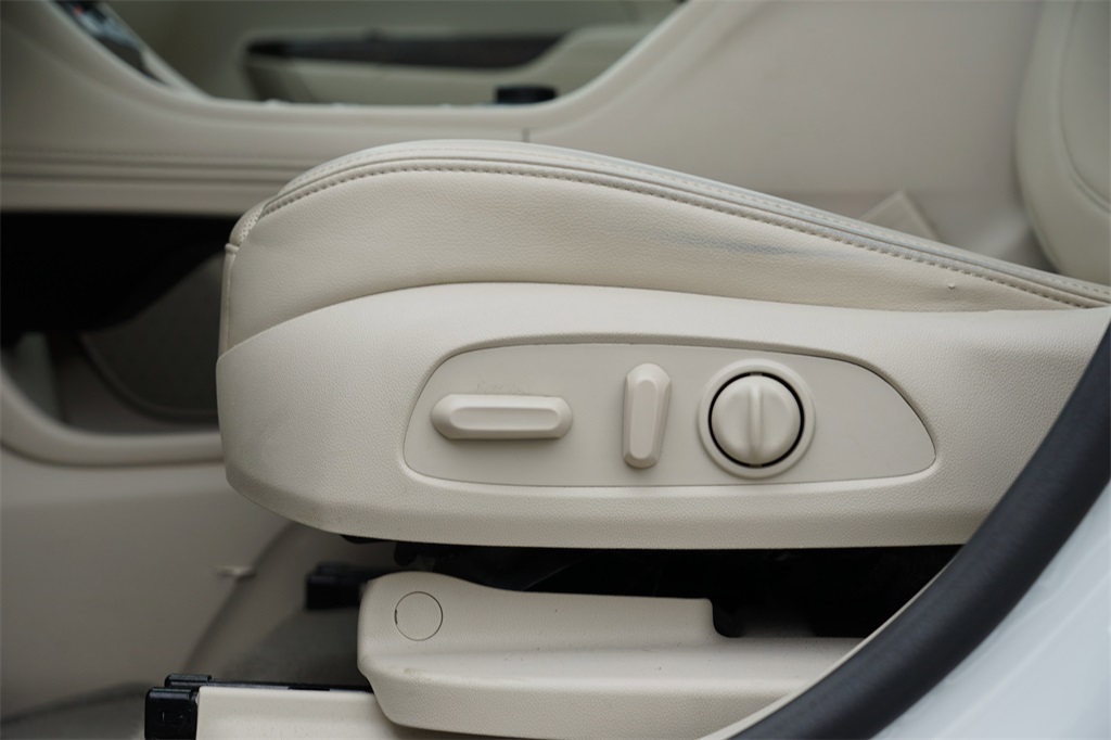 2023 Gmc Acadia Denali photo 17