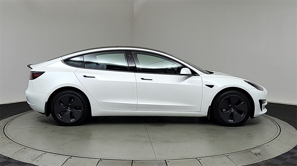 2023 Tesla Model 3 photo 8