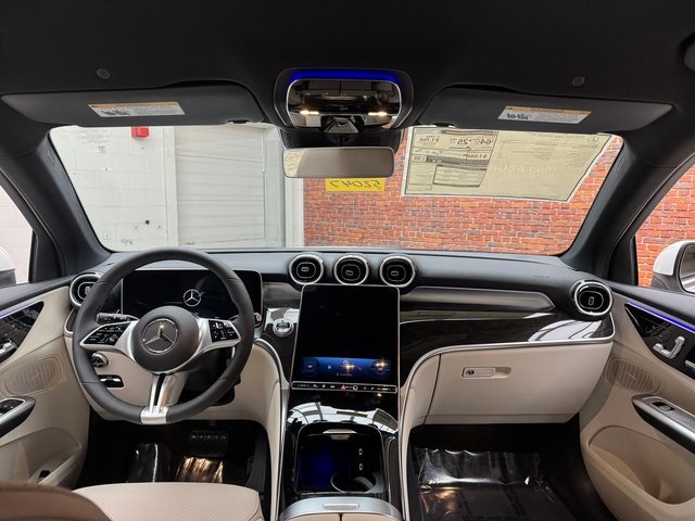 2025 Mercedes Benz GLC 350e 4MATIC photo 11