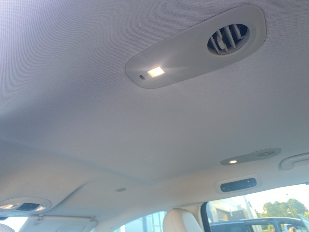 2017 Chrysler Pacifica Touring L photo 7