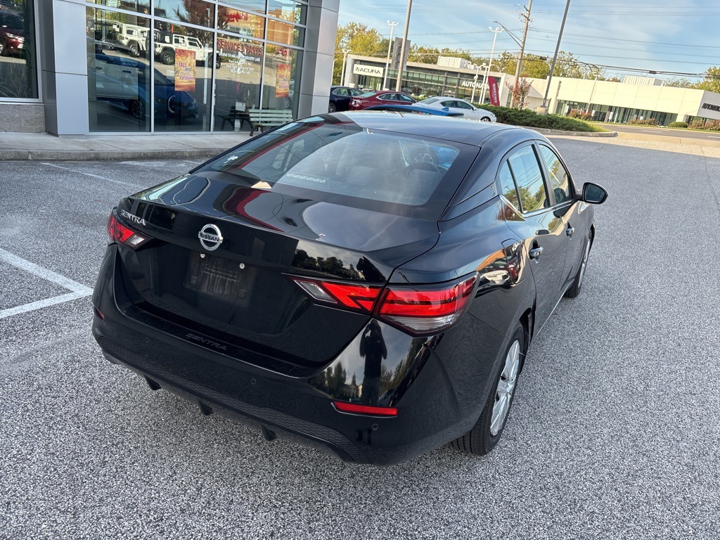2023 Nissan Sentra S photo 3
