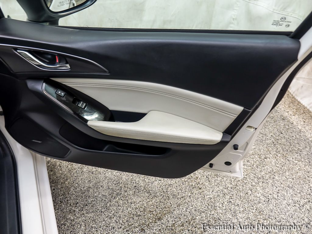 2018 MAZDA MAZDA3 - Image 25