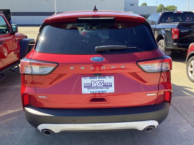 2020 Ford Escape SEL photo 8