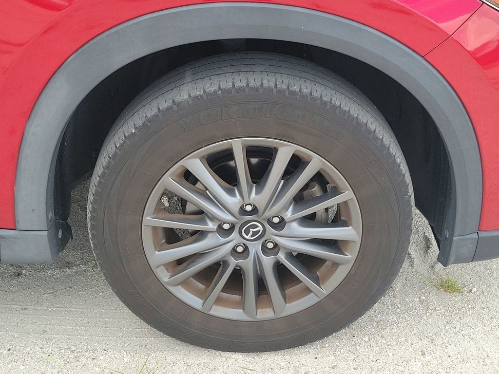 2019 Mazda CX-5 Touring photo 16