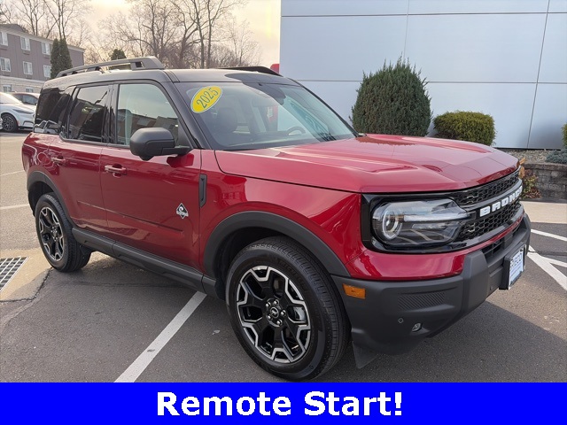 2025 Ford Bronco Sport Outer Banks's photo