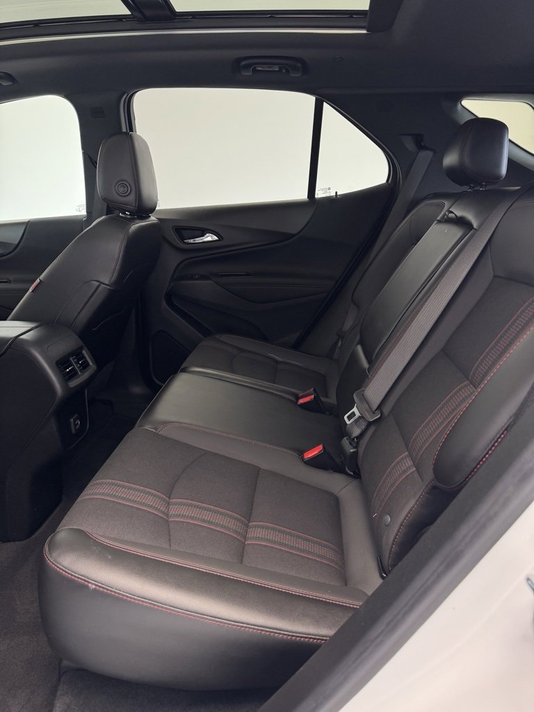 2022 Chevrolet Equinox RS photo 17