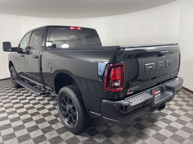 2025 Ram 3500 Big Horn photo 4