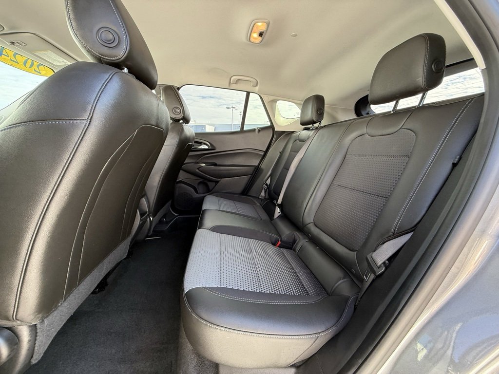 2024 Chevrolet Trax LT photo 21