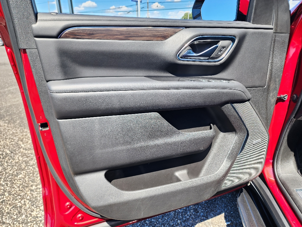 2022 Chevrolet Tahoe LT photo 24