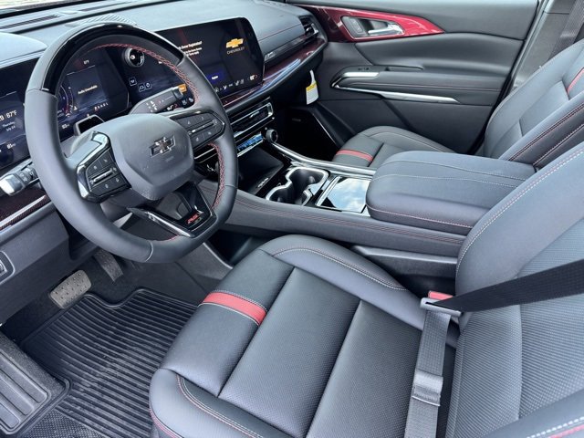 2025 Chevrolet Traverse RS photo 8