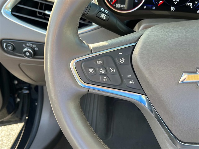 2024 Chevrolet Malibu Premier 2LT photo 28