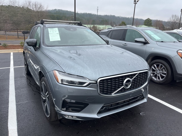 2020 Volvo XC60 R-Design's photo