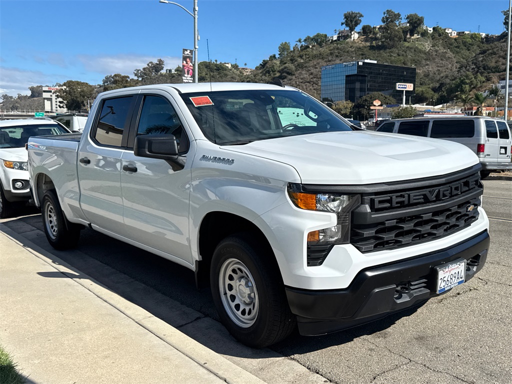 2024 Chevrolet Silverado 1500 photo 4