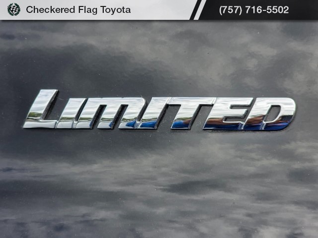2022 Toyota 4Runner Limited photo 8