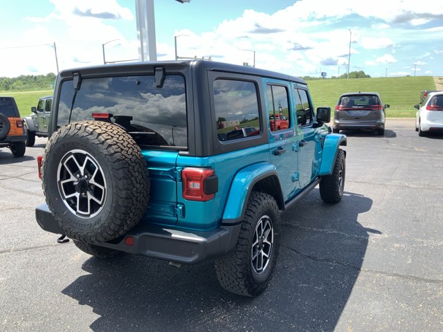 2019 Jeep Wrangler Unlimited Sahara photo 9