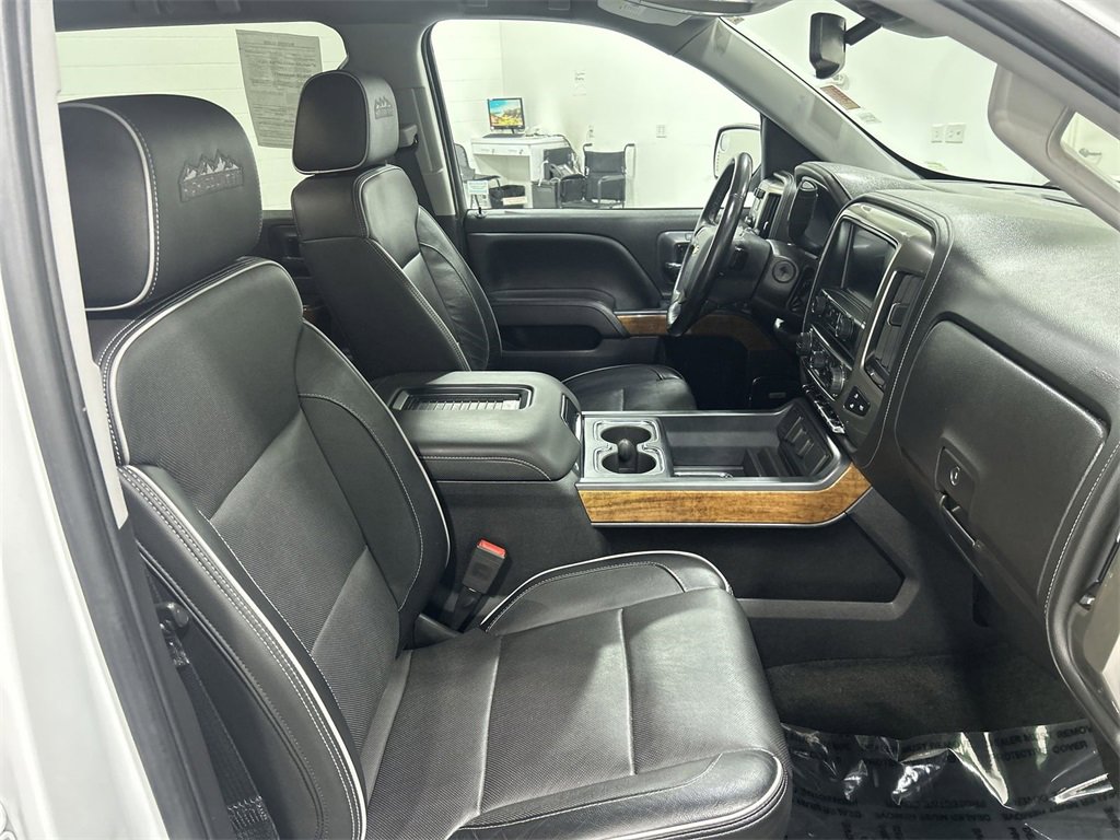 2018 Chevrolet Silverado 1500 High Country photo 25