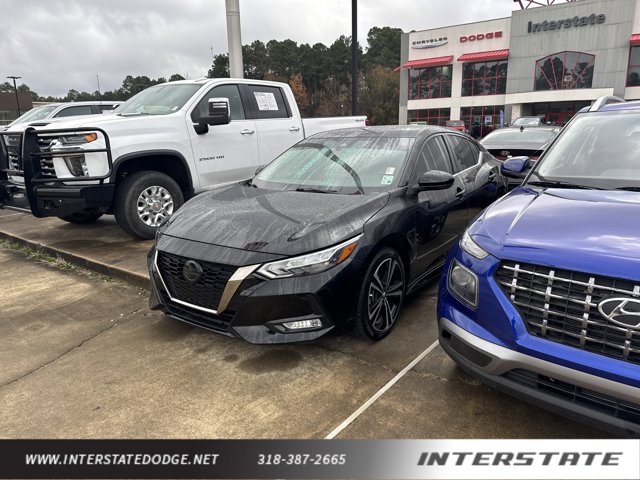 2021 Nissan Sentra SR's photo