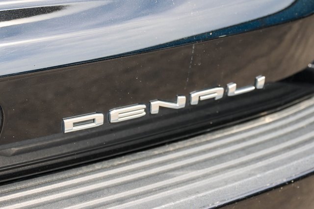 2022 Gmc Yukon Denali photo 9